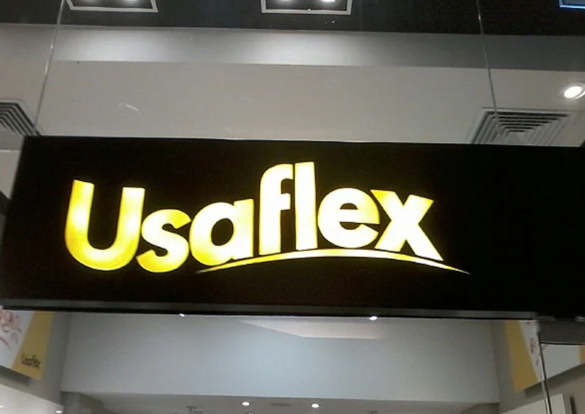 Fachada com Letra Caixa - Luminoso